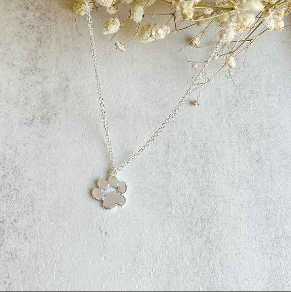 Elegant Silver Paw Necklace – Stainless Steel VIP