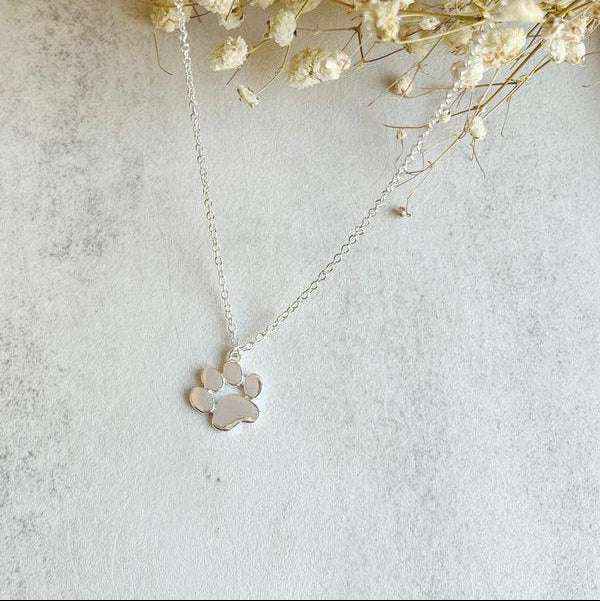 Elegant Silver Paw Necklace – Stainless Steel
