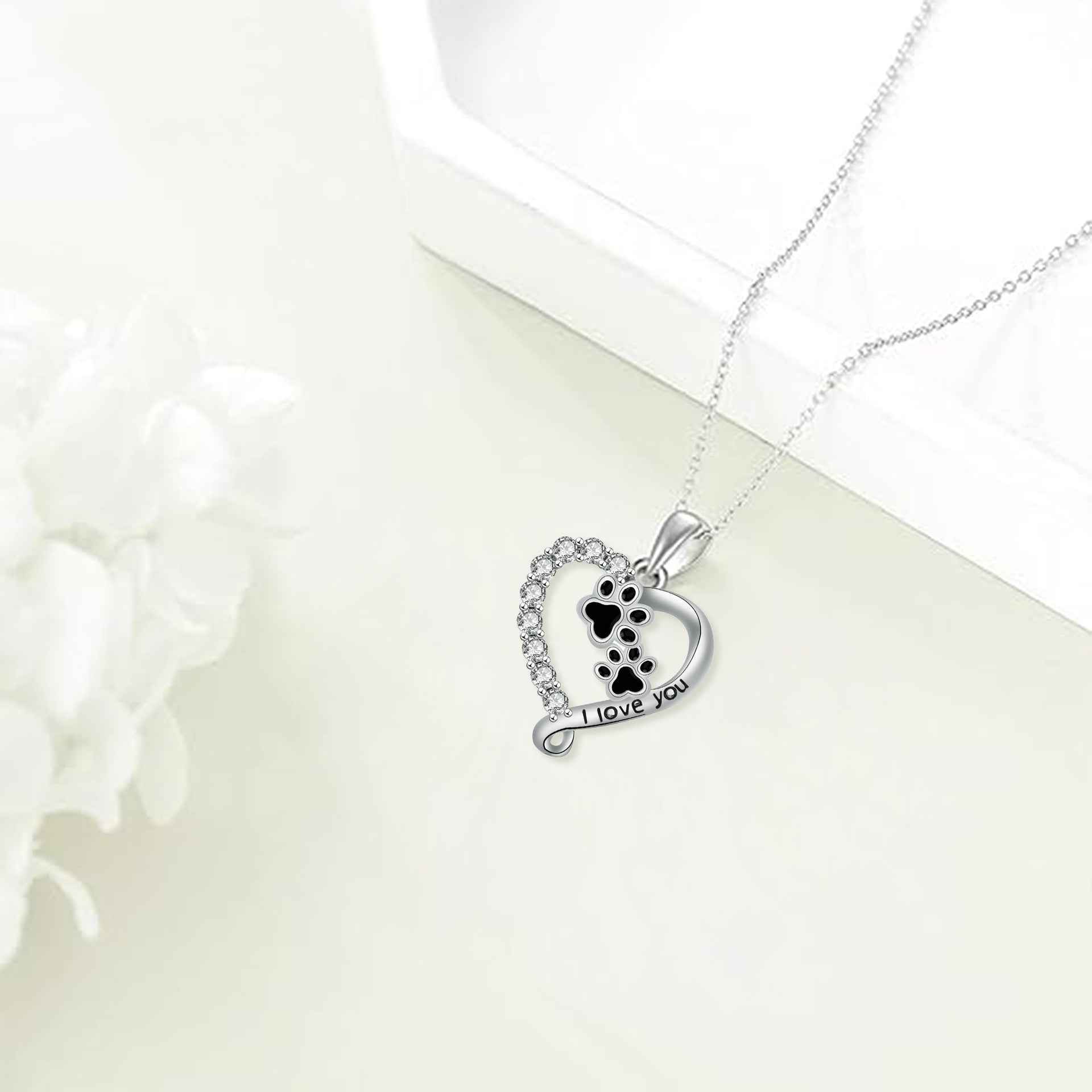 Heart-shaped Pendant Paw Necklace VIP